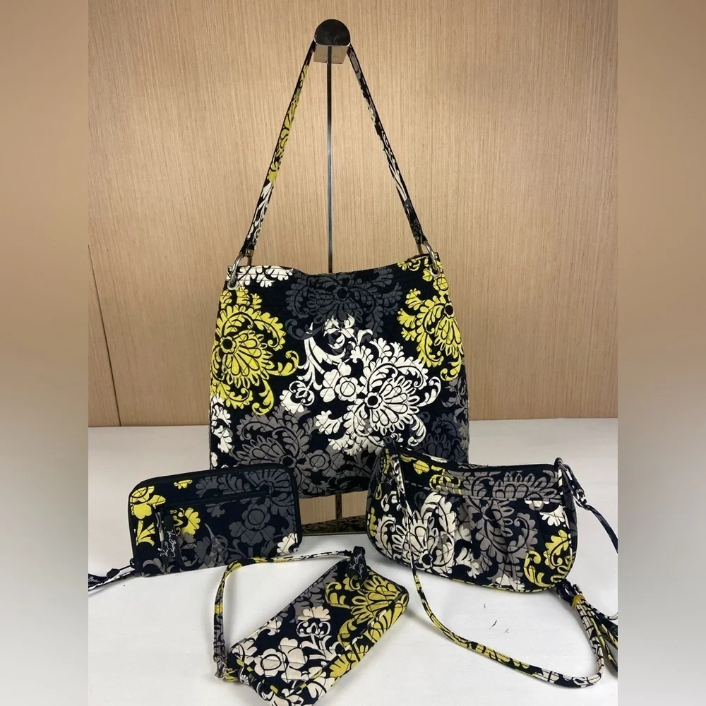 Vera Bradley 4pc Matching Bag Set Shoulder Bag Crossbody Wristlet Wallet Floral